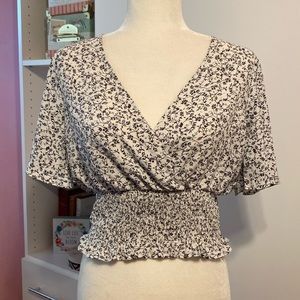 Melrose And Market | Floral Surplice Blouse Size Medium